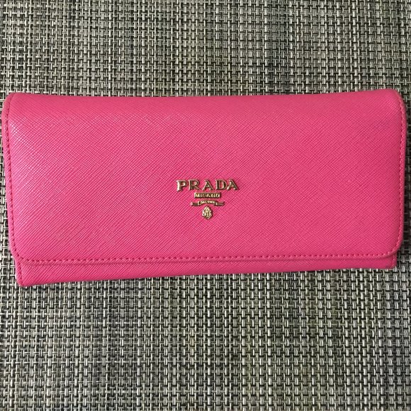 Prada pink wallet